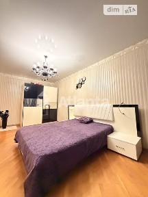 Продаж 2к квартири 50 кв. м на вул. Академіка Корольова • ID 35096864