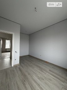 Продаж 1 поверхового таунхауса з ділянкою на 2.6 сотки, 68 кв. м, 2 кімнати, на вул. Чупринки Григорія 16 • ID 35097176