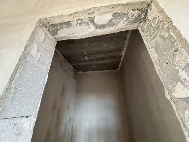 Крюківшина, 1.5 км до Києва, Будинок 140 м, з захисною капсулою. Є газ та чистова стяжка. Масив Удачний, прямий виізд до ринку Столичний та окружноі