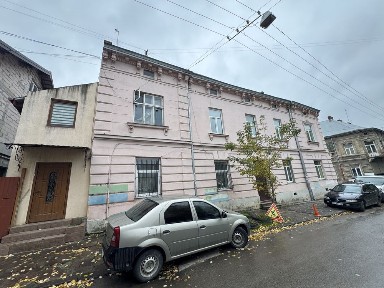 Продаж комерційного приміщення, Комерція, Стороженка, суд, Фасад вул. Шараневича, 17