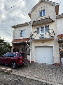 Продажа Таунхуса в Ингульском районе.