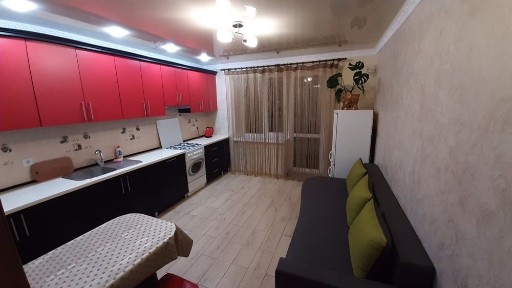2 кім квартира подобово новобудова ПортСіті, погодинно 600