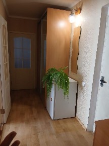 Продаю двухкомнатную на Бородинском мкр., по Товарищеской