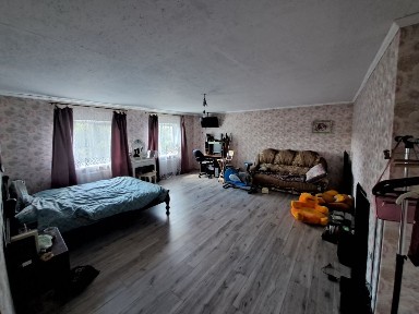 Продам будинок в центрі міста