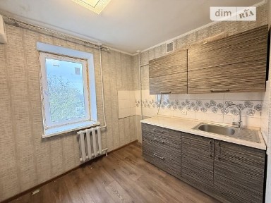 Продаж 1к квартири 32 кв. м на просп. Небесної Сотні 32 • ID 35098487