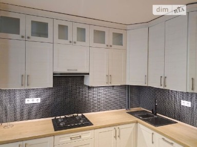 Продаж 3к квартири 105 кв. м на вул. Двірська 8 • ID 35097898