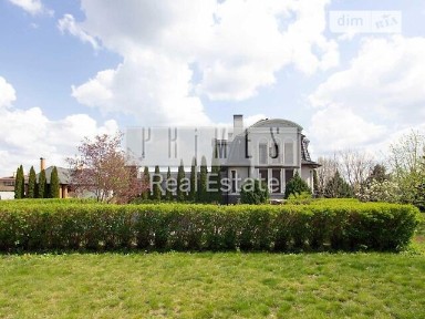 Продаж 3 поверхового будинку 330 кв. м, 5 кімнат, на вул. Валова 10 • ID 35097872