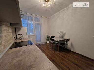 Довготривала оренда 1к квартири на вул. Драгоманова 2А • ID 35099196