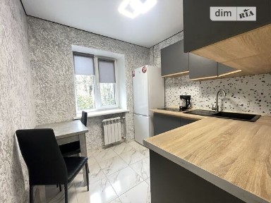 Продаж 1к квартири 31.6 кв. м на пров. Шкільний • ID 35099161