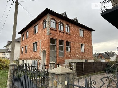 Продаж 3 поверхового будинку з ділянкою на 8 соток, 400 кв. м, 10 кімнат, на пров. Северина Наливайка • ID 35099569
