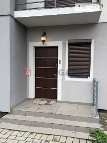 Продаж 3 поверхового таунхауса з ділянкою на 2.5 сотки, 255.5 кв. м, 4 кімнати, на вул. Пирогівка 14 • ID 35100473
