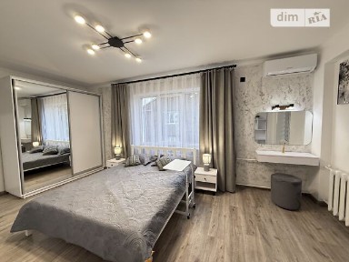 Продаж 1к квартири 33 кв. м на вул. Ясська • ID 35100752