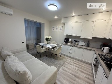 Продаж 2к квартири 55 кв. м на вул. Краєвидна 2 • ID 35100635