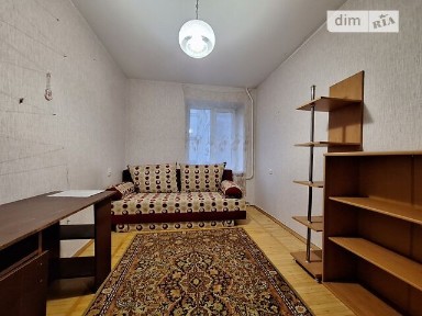 Продаж 3к квартири 72 кв. м на вул. Августина Волошина 2 • ID 35100363
