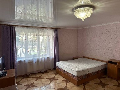 Здам в оренду однокімнатну квартиру на Замості. Волошкова. Немирівське шоссе. АТБ. Заселятися можна з 1 листопада. Дивитися можна вже