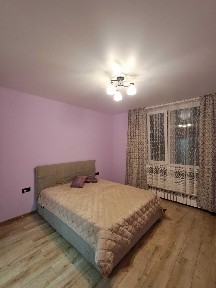 Продам 1 кімнатну нову квартиру. Ремонт. Меблі. Городок. Львів. Власник