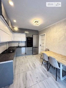 Довготривала оренда 2к квартири на вул. Довженка О. 39 • ID 35101313
