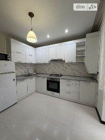 Терміновий продаж 1 кімнатної квартири на 5 поверсі 39 м. кв., з ремонтом