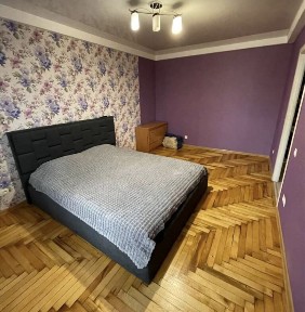 Продам 1 кімн центр 3 поверх ВЛАСНИК