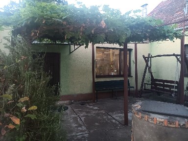 Продається добротний будинок - локація 950 м до термального комплексу спортбаза 