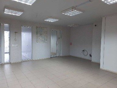 Продаю приміщення на Незалежності