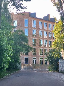 Комерційне приміщення в великому спальному районі