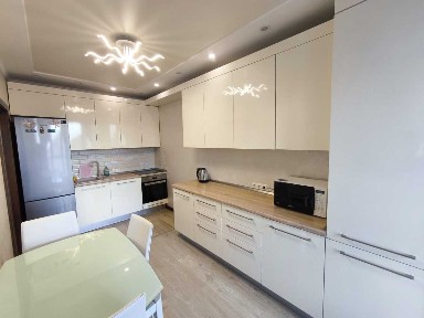 Оренда 2-кімнатної квартири 65 м², Метрологічна вул., 15А