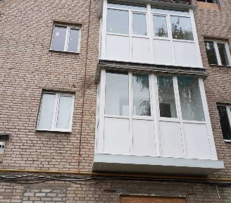 Продается трехкомнатная квартира. Центр Славянска.