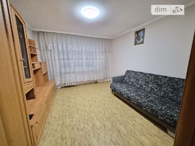 Продаж кімнати 20 кв. м на просп. Злуки 5 • ID 35101315