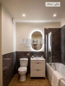Продаж 3к квартири 100 кв. м на вул. Причальна 10 • ID 35101778