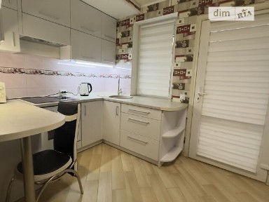 Продаж 3к квартири 104 кв. м на вул. Сікори Миколи • ID 35101666