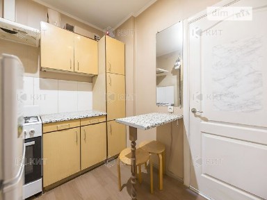 Продаж 1к квартири 28 кв. м на вул. Миру 8 • ID 35101600