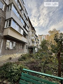Продаж 1к квартири 30.4 кв. м на вул. Різдвяна 4 • ID 35102113