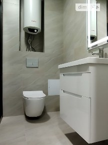 Продаж 1к квартири 26 кв. м на вул. Варненська • ID 35102071