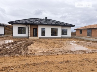 Продаж 1 поверхового будинку з ділянкою на 6 соток, 104.72 кв. м, 3 кімнати, на вул. Івана Богуна • ID 35101971