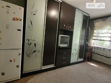 Здам в оренду кімнату на вул. Олександра Довженка 7А довгостроково • ID 35102752