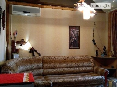 Киев, Правды просп., 88А