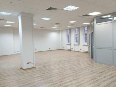 Киев, Верхний Вал ул., 4