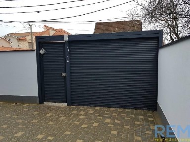 Продам двухэтажный таунхаус105 кв. м. на Фонтане! 1M2