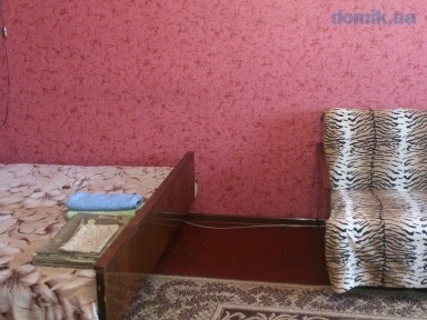 1-комнатная квартира посуточно 36 м², Бевза ул., 36