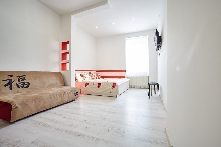 Подобова оренда. Погодинно Оперний 1хв