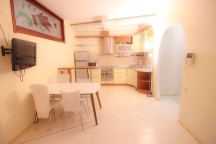 3ком Аркадия/Тенистая, новый дом, посуточно, море 5 мин пешком