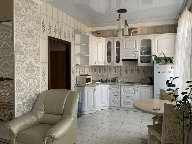 Днепр, Дмитрия Яворницкого просп., 82