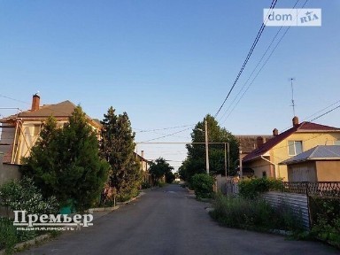 Продажа 1 этажного дома с участком на 4.5 сотки, 140 кв. м, 3 комнаты, на ул. Торговая