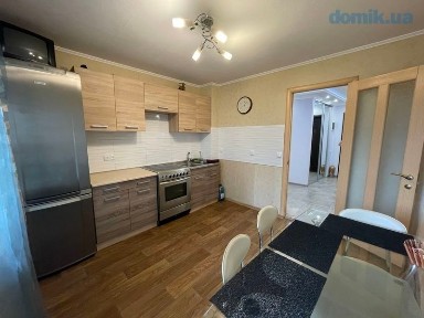 Аренда 2-комнатной квартиры 67 м², Петрова Комбрига ул., 6