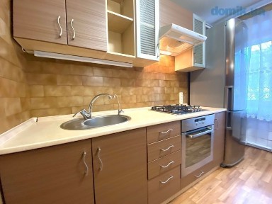Аренда 3-комнатной квартиры 70 м², Александра Поля просп., 22