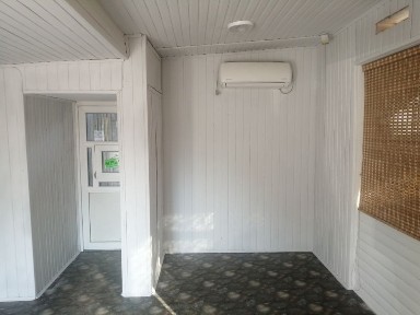 Приміщення Руська продається із орендарями