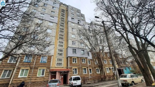Аренда 3-комнатной квартиры 70 м², Героев Чернобыля ул., Крут ул., 12