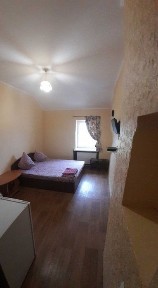 квартира студія подобово 550грн., погодинно 300 грн, опалення