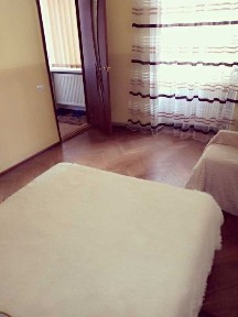 1 км. кв. подобово, парковка, зручне розташування